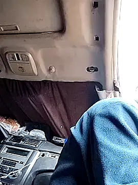 Snapshot of FloppyPickle4u chatting on 02-14-25, 05:25 FloppyPickle4u online show from 02-14-25, 05:25