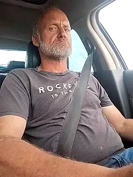 Snapshot of FloppyPickle4u chatting on 02-19-25, 11:57 FloppyPickle4u online show from 02-19-25, 11:57