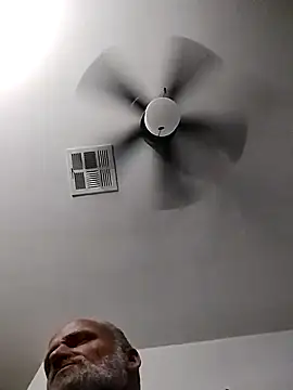 Snapshot of FloppyPickle4u chatting on 02-20-25, 07:12 FloppyPickle4u online show from 02-20-25, 07:12