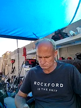 Snapshot of FloppyPickle4u chatting on 02-20-25, 07:19 FloppyPickle4u online show from 02-20-25, 07:19