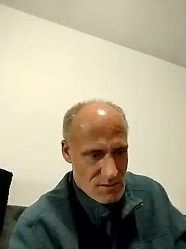 Snapshot of FloppyPickle4u chatting on 02-24-25, 08:49 FloppyPickle4u online show from 02-24-25, 08:49