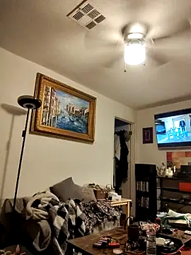 Snapshot of FloppyPickle4u chatting on 02-24-25, 11:54 FloppyPickle4u online show from 02-24-25, 11:54