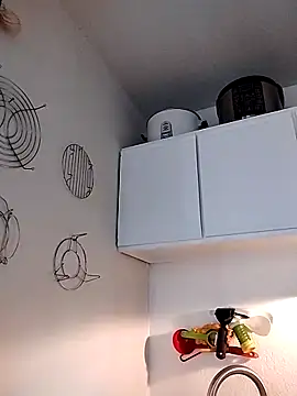 Snapshot of FloppyPickle4u chatting on 02-26-25, 06:43 FloppyPickle4u online show from 02-26-25, 06:43