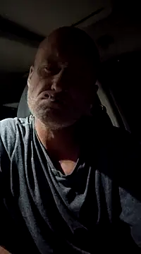 Snapshot of FloppyPickle4u chatting on 03-02-25, 12:31 FloppyPickle4u online show from 03-02-25, 12:31