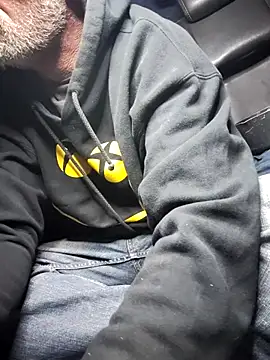 Snapshot of FloppyPickle4u chatting on 03-09-25, 03:11 FloppyPickle4u online show from 03-09-25, 03:11