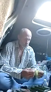 Snapshot of FloppyPickle4u chatting on 03-12-25, 10:39 FloppyPickle4u online show from 03-12-25, 10:39