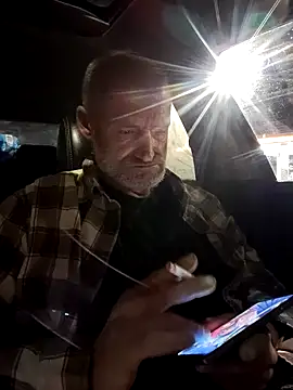 Snapshot of FloppyPickle4u chatting on 03-20-25, 06:30 FloppyPickle4u online show from 03-20-25, 06:30