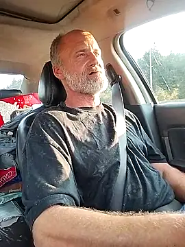 Snapshot of FloppyPickle4u chatting on 09-12-25, 12:55 FloppyPickle4u online show from 09-12-25, 12:55