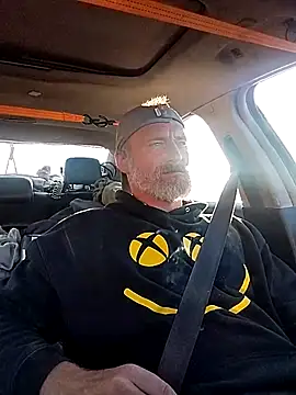 Snapshot of FloppyPickle4u chatting on 10-04-25, 12:30 FloppyPickle4u online show from 10-04-25, 12:30