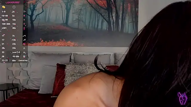 LunaRuso online show from 03-05-25, 08:10