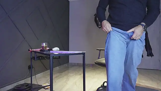 Snapshot of mattmasterss chatting on 11-07-25, 04:01 mattmasterss online show from 11-07-25, 04:01