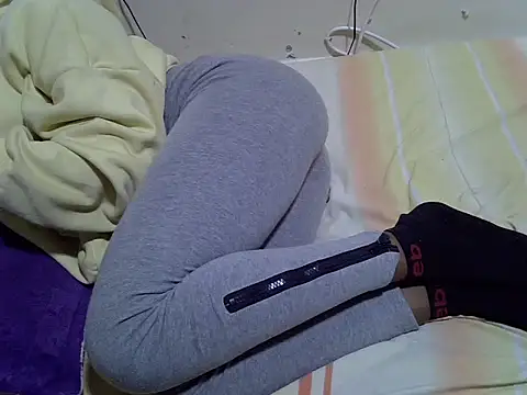 Ma-yolo001 online show from 02-11-26, 08:58