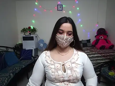 Arushisingh8888 online show from 02-12-25, 08:49