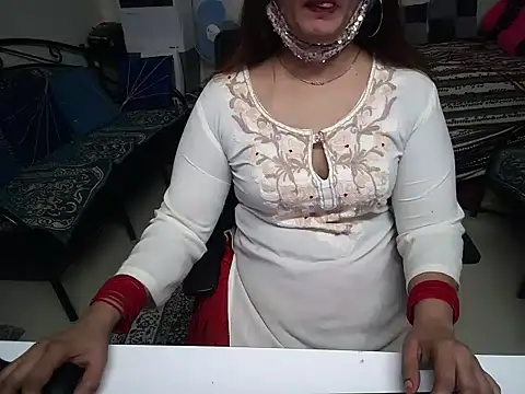 Arushisingh8888 online show from 02-12-25, 12:33