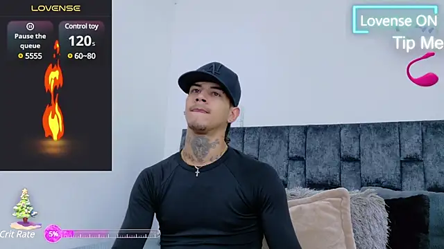 Snapshot of JAYCOB00 chatting on 12-12-24, 02:04 JAYCOB00 online show from 12-12-24, 02:04