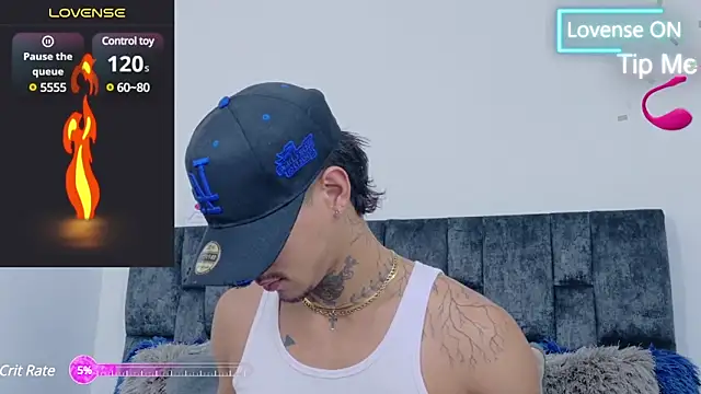 Snapshot of JAYCOB00 chatting on 01-24-25, 02:07 JAYCOB00 online show from 01-24-25, 02:07