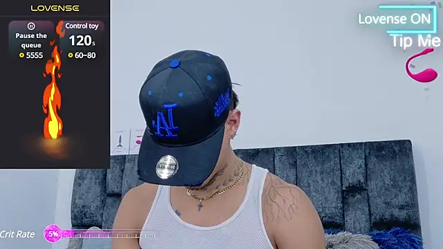 Snapshot of JAYCOB00 chatting on 02-09-25, 02:38 JAYCOB00 online show from 02-09-25, 02:38