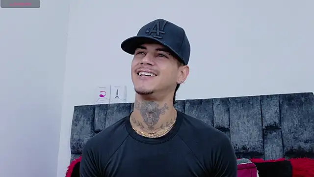 Snapshot of JAYCOB00 chatting on 02-22-25, 01:46 JAYCOB00 online show from 02-22-25, 01:46