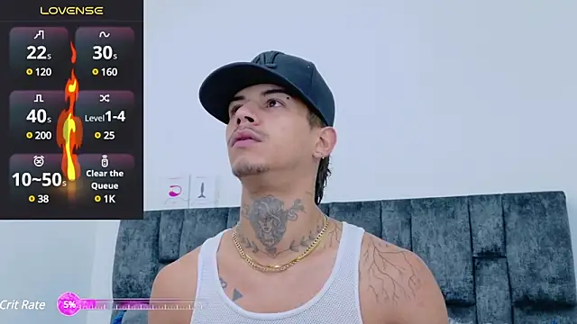 Snapshot of JAYCOB00 chatting on 03-06-25, 02:29 JAYCOB00 online show from 03-06-25, 02:29