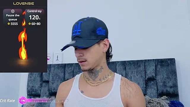 Snapshot of JAYCOB00 chatting on 03-12-25, 02:20 JAYCOB00 online show from 03-12-25, 02:20