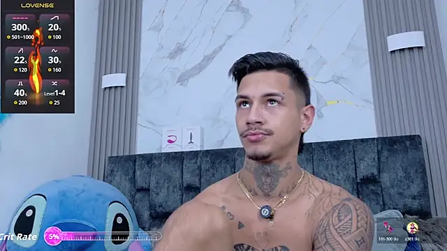 Snapshot of JAYCOB00 chatting on 11-07-25, 02:33 JAYCOB00 online show from 11-07-25, 02:33