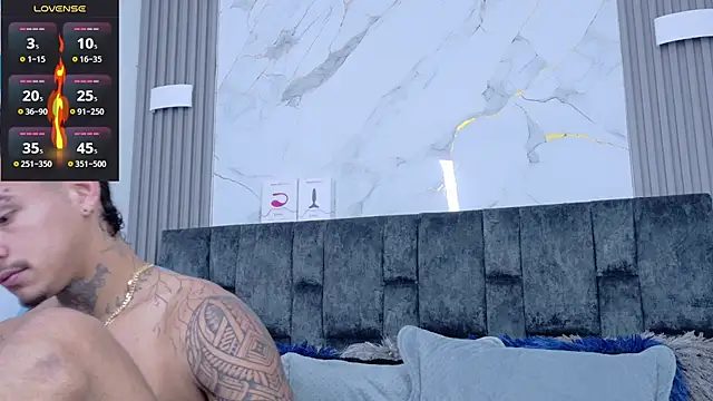 Snapshot of JAYCOB00 chatting on 11-20-25, 02:34 JAYCOB00 online show from 11-20-25, 02:34