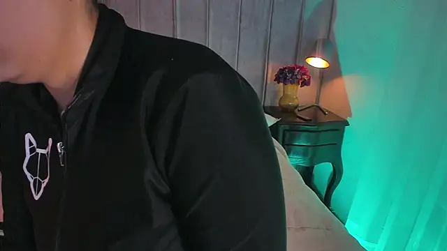 EvaaStevens online show from 04-21-26, 07:50