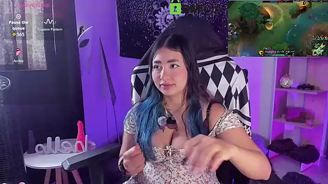 sweetcoralinee online show from 03-07-26, 04:37