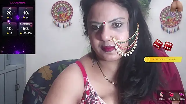 Snapshot of Sexy_komolika chatting on 10-27-25, 03:05 Sexy komolika online show from 10-27-25, 03:05