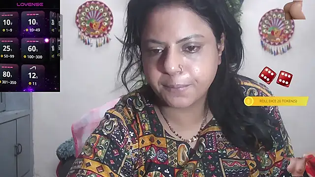 Snapshot of Sexy_komolika chatting on 10-28-25, 11:07 Sexy komolika online show from 10-28-25, 11:07