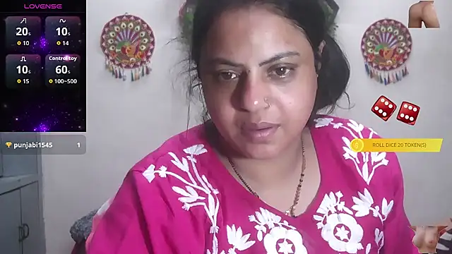 Snapshot of Sexy_komolika chatting on 10-29-25, 10:55 Sexy komolika online show from 10-29-25, 10:55