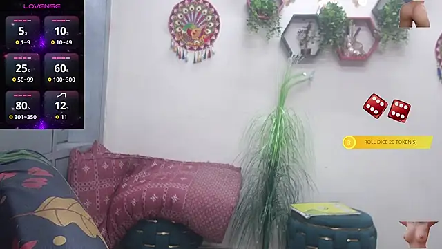 Snapshot of Sexy_komolika chatting on 11-03-25, 02:51 Sexy komolika online show from 11-03-25, 02:51