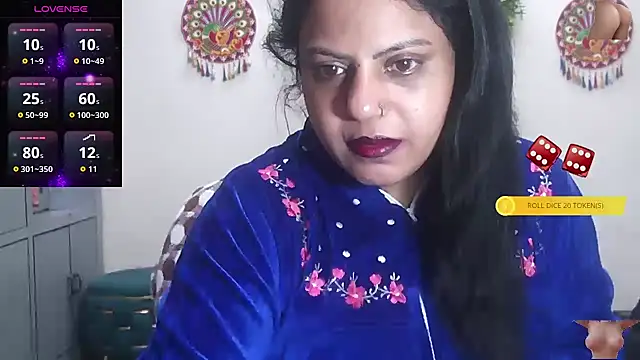 Snapshot of Sexy_komolika chatting on 11-15-25, 01:58 Sexy komolika online show from 11-15-25, 01:58