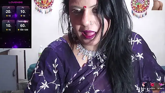 Snapshot of Sexy_komolika chatting on 11-25-25, 02:28 Sexy komolika online show from 11-25-25, 02:28