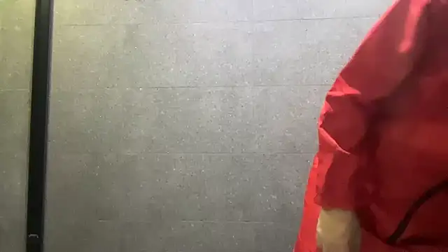 Snapshot of taka32204 chatting on 09-22-25, 04:31 taka32204 online show from 09-22-25, 04:31