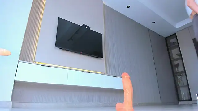 Cherrypie 001 online show from 11-29-25, 06:16