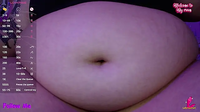 Snapshot of HECATE_23 chatting on 10-23-25, 02:16 HECATE 23 online show from 10-23-25, 02:16