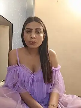 Snapshot of Jiya1 chatting on 11-08-25, 12:22 Jiya1 online show from 11-08-25, 12:22