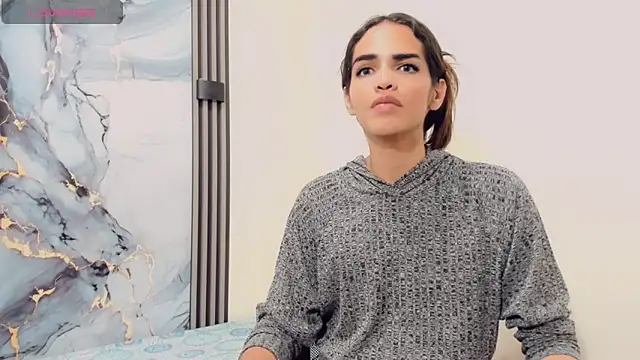 Snapshot of Rubi_30 chatting on 11-23-25, 02:00 Rubi 30 online show from 11-23-25, 02:00