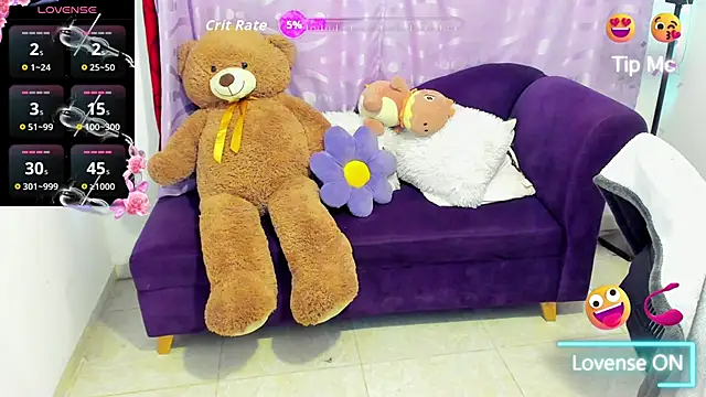 Snapshot of cynthia_watson chatting on 09-29-25, 02:00 cynthia watson online show from 09-29-25, 02:00