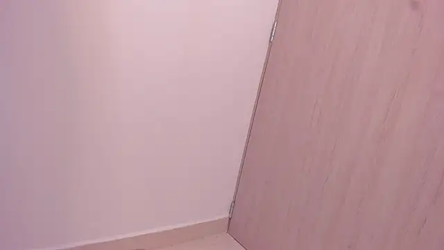 Snapshot of anahammerle chatting on 01-05-25, 08:43 anahammerle online show from 01-05-25, 08:43