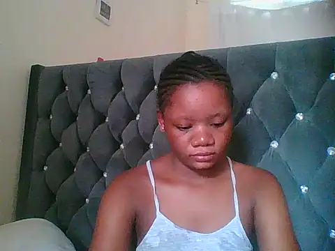 HotJeylee online show from 03-18-26, 12:30