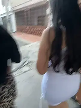 Snapshot of royalgirls_x chatting on 02-19-25, 11:04 royalgirls x online show from 02-19-25, 11:04