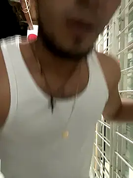 Snapshot of royalgirls_x chatting on 09-24-25, 01:09 royalgirls x online show from 09-24-25, 01:09