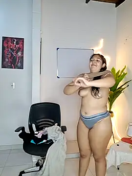 royalgirls x online show from 03-14-26, 01:01