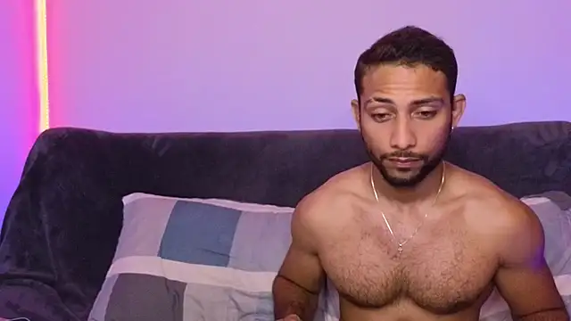 catalina y tylerjhons online show from 01-24-25, 10:11