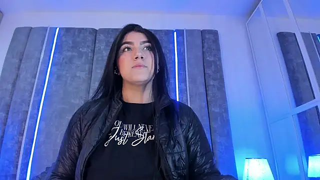 PaulinaDuarte online show from 03-12-25, 12:15