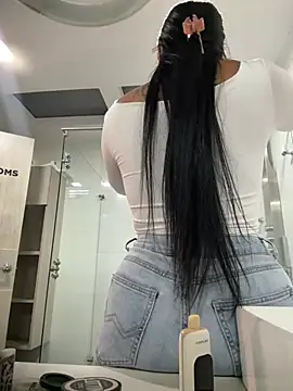 Snapshot of PaulinaDuarte chatting on 04-30-26, 11:27 PaulinaDuarte online show from 04-30-26, 11:27