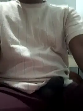 RajeshKumar133476 online show from 11-09-25, 05:06