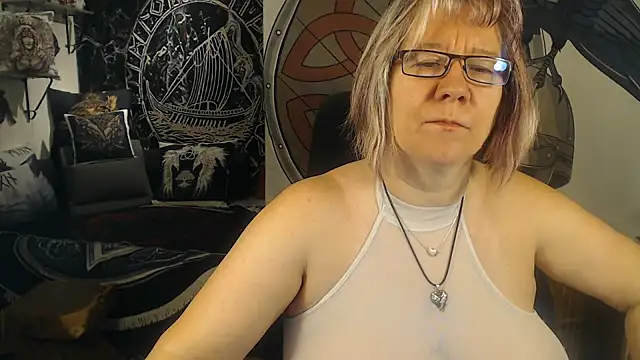 TittenMichelle online show from 10-05-25, 04:11